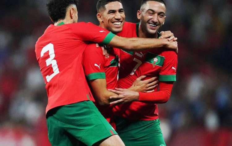 حكيمي رفقة زياش