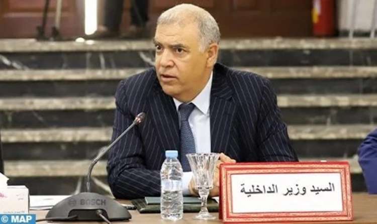 محاصرة المفسدين 