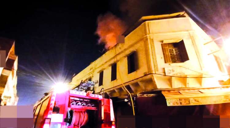 حرائق بأسواق ومستودعات بالفداء مرس السلطان والحي المحمدي