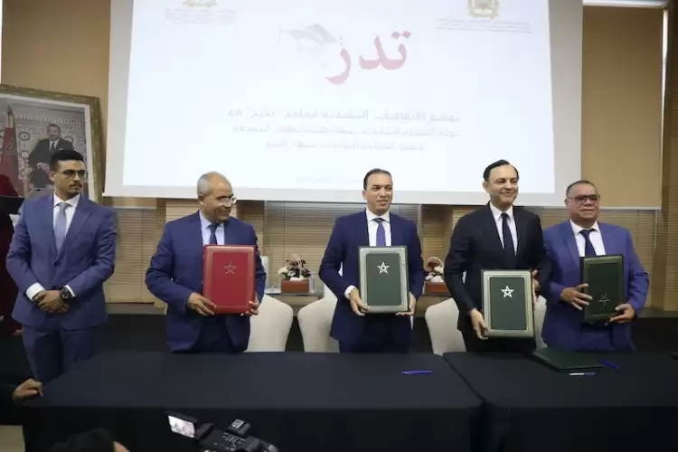 «تدرّج».. برنامج وطني لتأهيل الشباب بقطاع الصناعة التقليدية