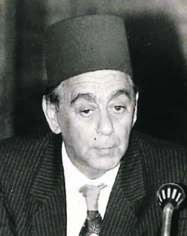 قصة الشاعر الذي قيل للحسن الثاني إنه رفض التكريم الملكي