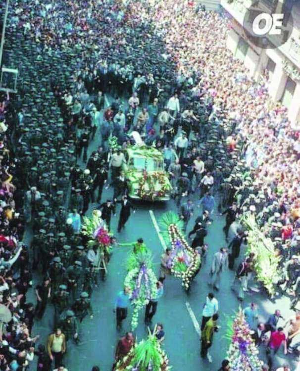 الحسن الثاني وضع طائرة خاصة لنقل جثمان «العندليب» من لندن لكن الحكومة الفرنسية تكلفت