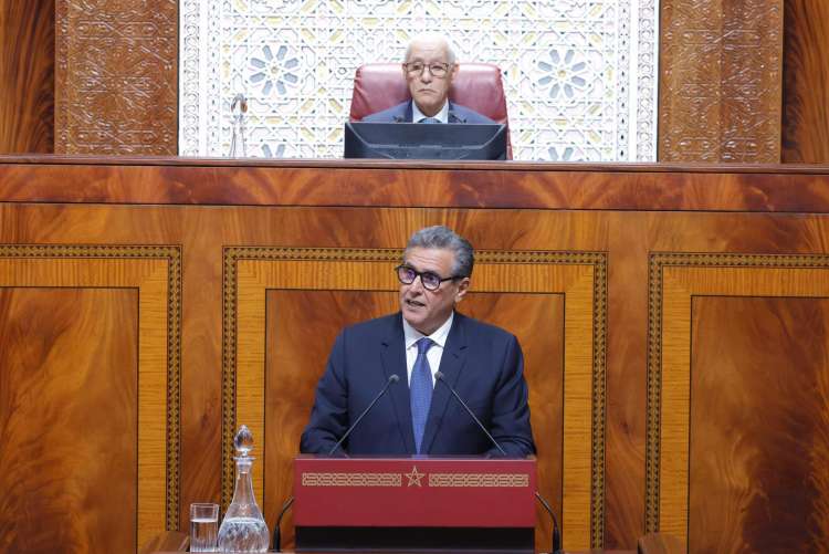 أخنوش: الصحراء المغربية تدخل عهدا جديدا من الاستثمارات الاستراتيجية في مجال الطاقات المتجددة بفضل إمكانياتها الطبيعية