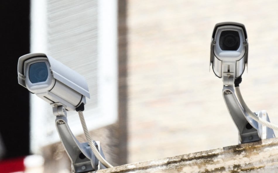 كاميرا مراقبة تسقط «سمسارا» بابتدائية إنزكان