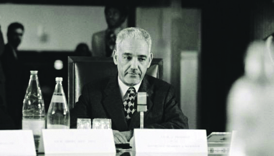 رئيس موريتانيا ولد داداه قال إنه تعرض للإهانة والضغط ليقطع علاقته مع المغرب