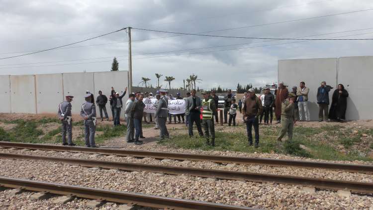 مطالب بإحداث ممر فوق السكة الحديدية ببرشيد مطالب بإحداث ممر فوق السكة الحديدية ببرشيد