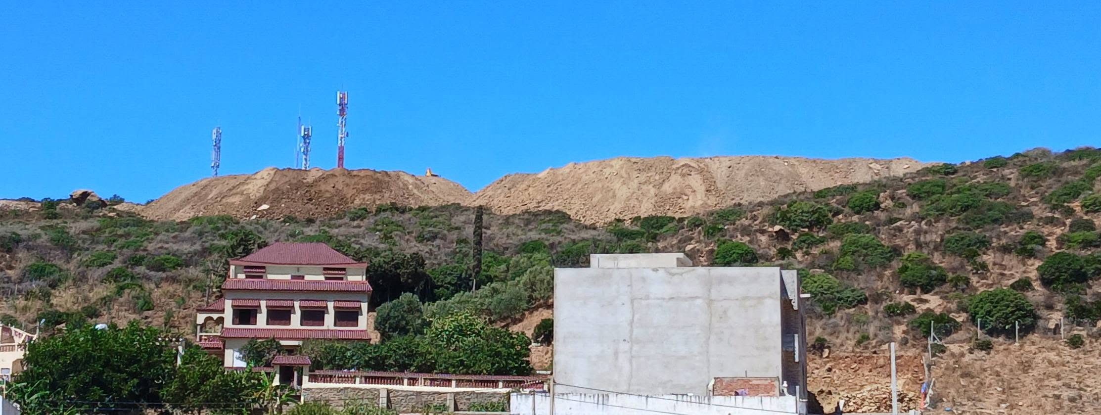 تحذيرات من انجرافات بالقصر الصغير بسبب الأمطار
